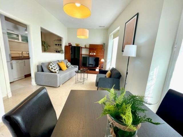 Gatu Premium Villa Patio Andaluz เอลปูแอร์โต เด ซานตามาริอา ภายนอก รูปภาพ