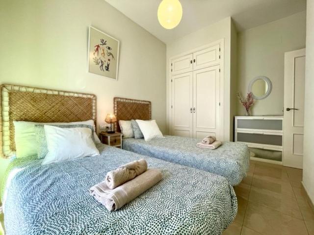 Gatu Premium Villa Patio Andaluz เอลปูแอร์โต เด ซานตามาริอา ภายนอก รูปภาพ