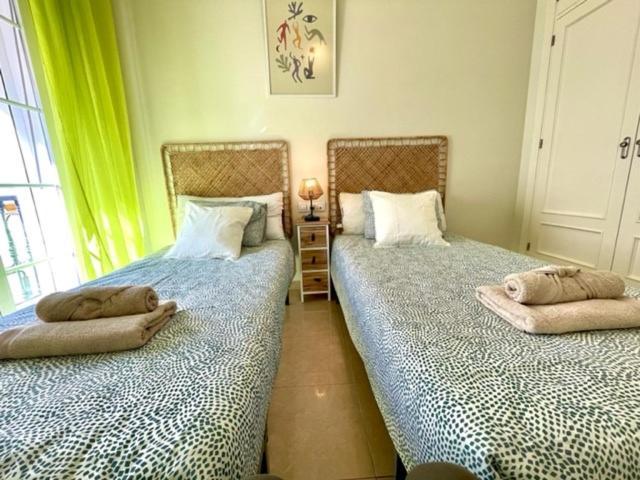 Gatu Premium Villa Patio Andaluz เอลปูแอร์โต เด ซานตามาริอา ภายนอก รูปภาพ